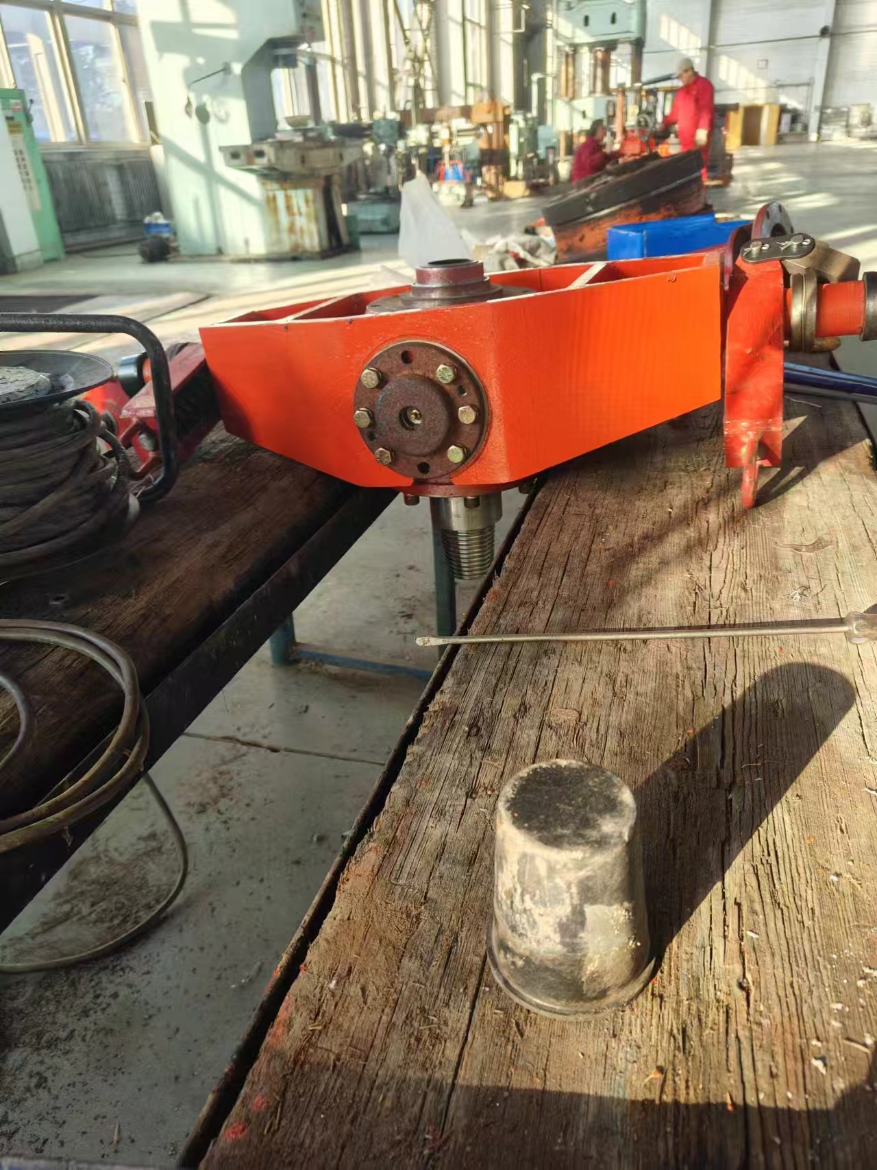 Project design and manufacture of plastic moulds and metal dies